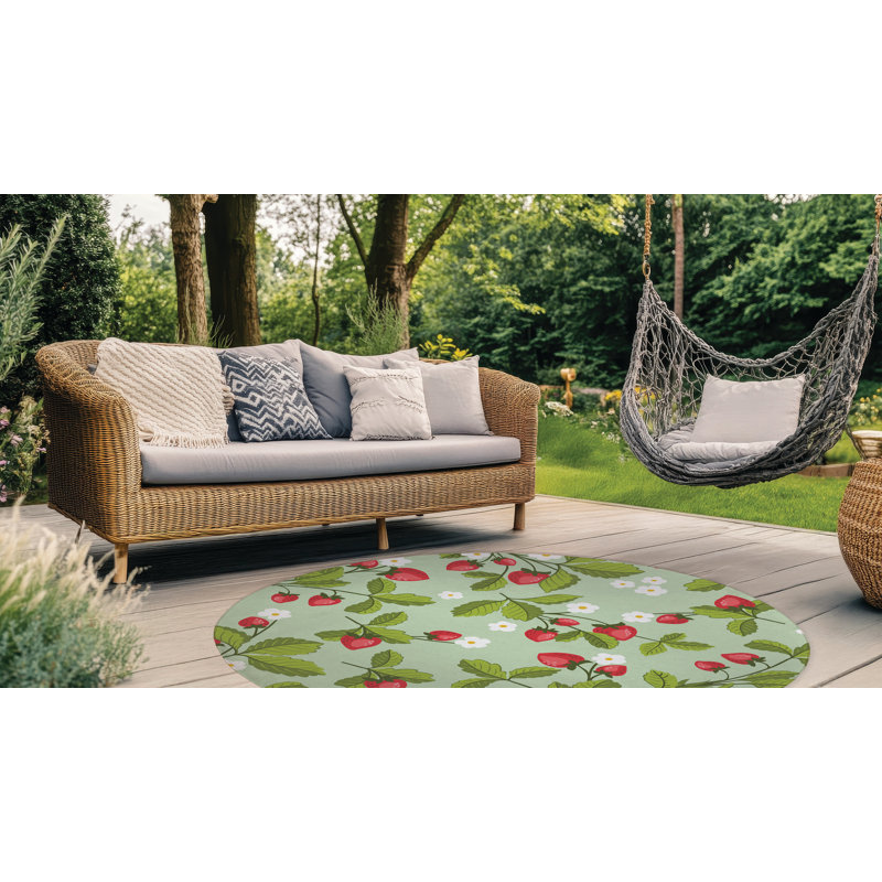 Strawberries Outdoor Rug, Round 5'
