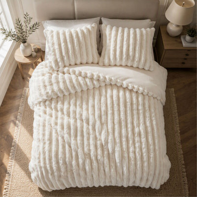 Comforter Set, 3-Piece Soft Faux Fur Ribbed - Ivory - Full/Queen