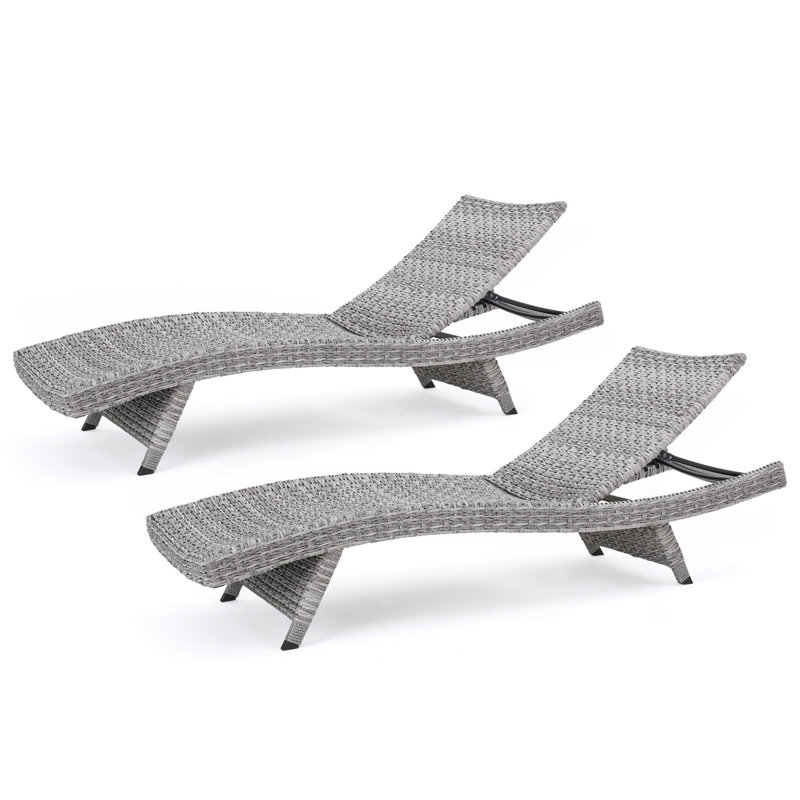 Chaise longue en osier crème