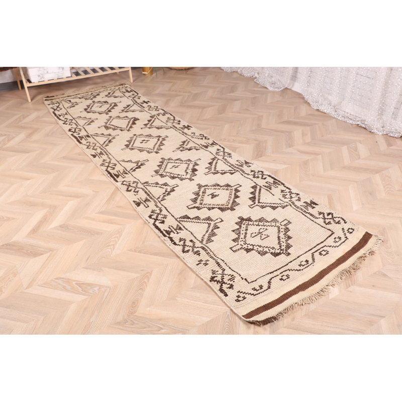 Tapis de chemin de fer turc vintage beige Herki pour un couloir élégant et une décoration bohémienne