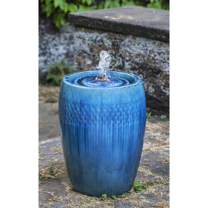 Fontaine en céramique Malmo, 17,75" H x 13,5" lx 13,5" D