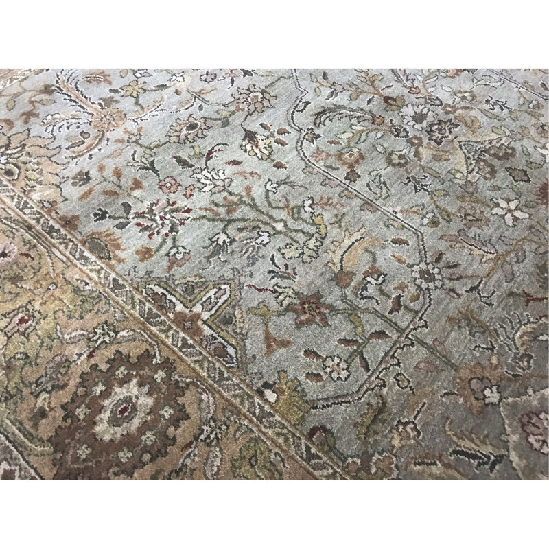 Bikaner Hand Woven Wool Oriental Area Rug