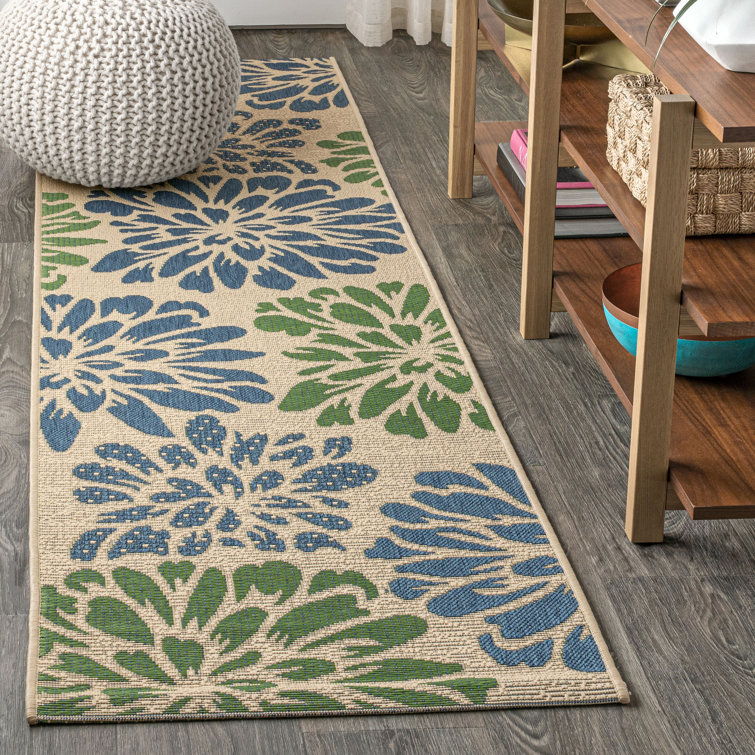 Hagy Modern Floral Textured Weave Navy/Green Indoor/Outdoor Rug