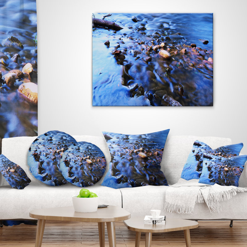 Coussin décoratif de plage surdimensionné rock blue river panorama