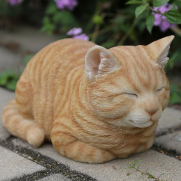 Statue de tabby marbré orange endormi, Orange