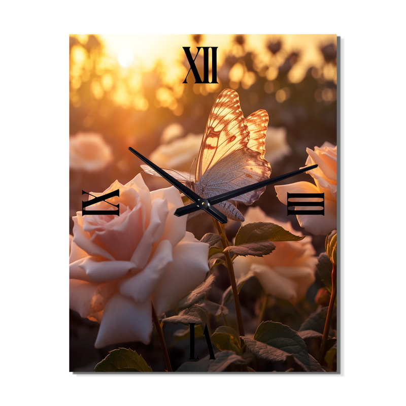 Horloge murale papillon sur une rose pendant le lever du soleil II, Très grand