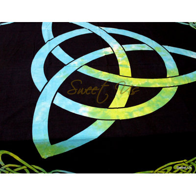 Nappe Tie-Dye Celtic Triquetra Trinity