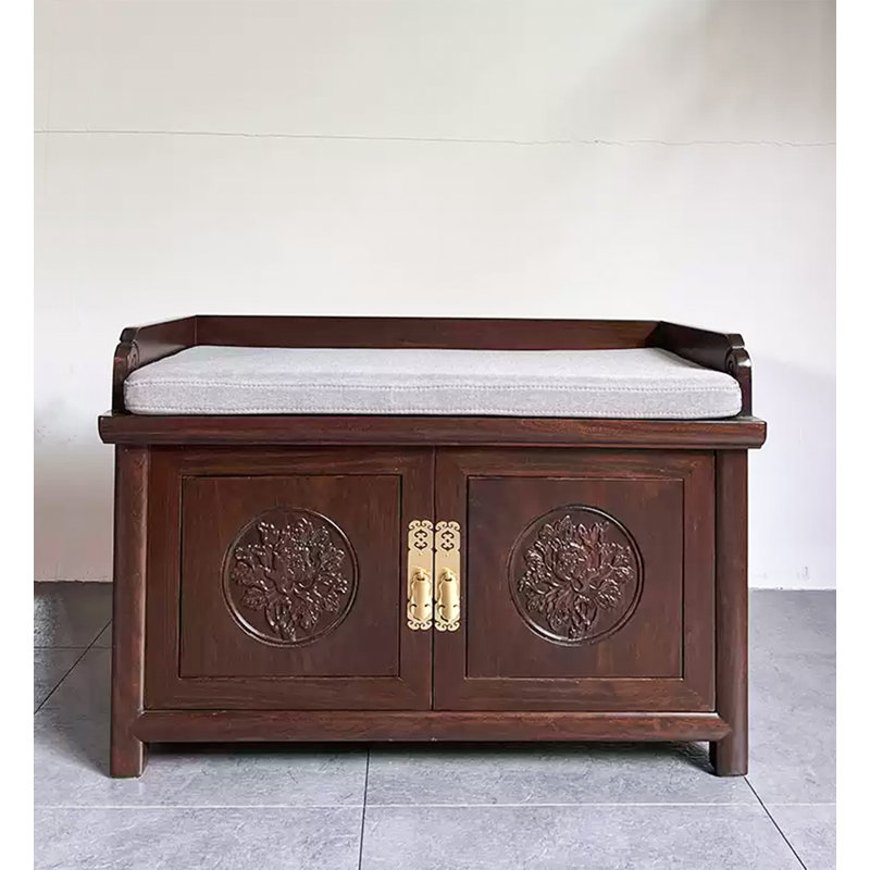 Traditional Carved Solid Wood Shoe Storage Bench With Cushion