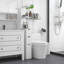 Armoire de salle de bain étroite avec tiroir, tablettes ouvertes