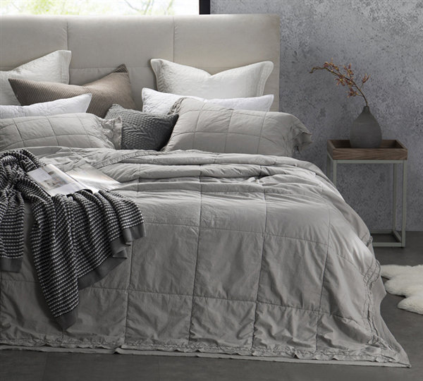 Modern & Contemporary Cotton Quilt, Queen