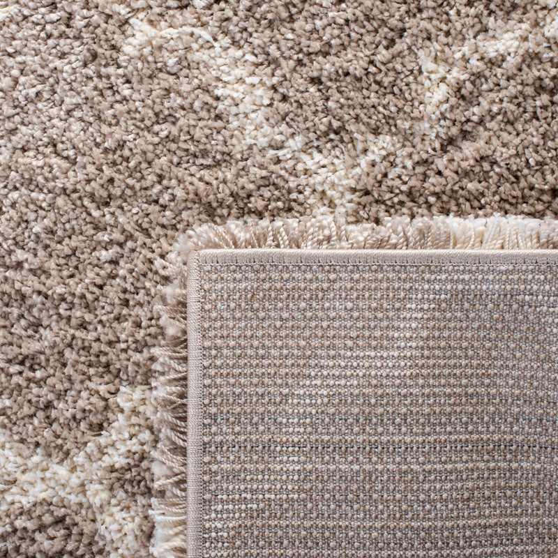 Tapis à motif géométrique Bonaire, Rectangle 4 pi x 6 pi, Gris clair / ivoire