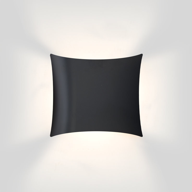 Besa Kite Sconce, Noir, noir, noir, noir