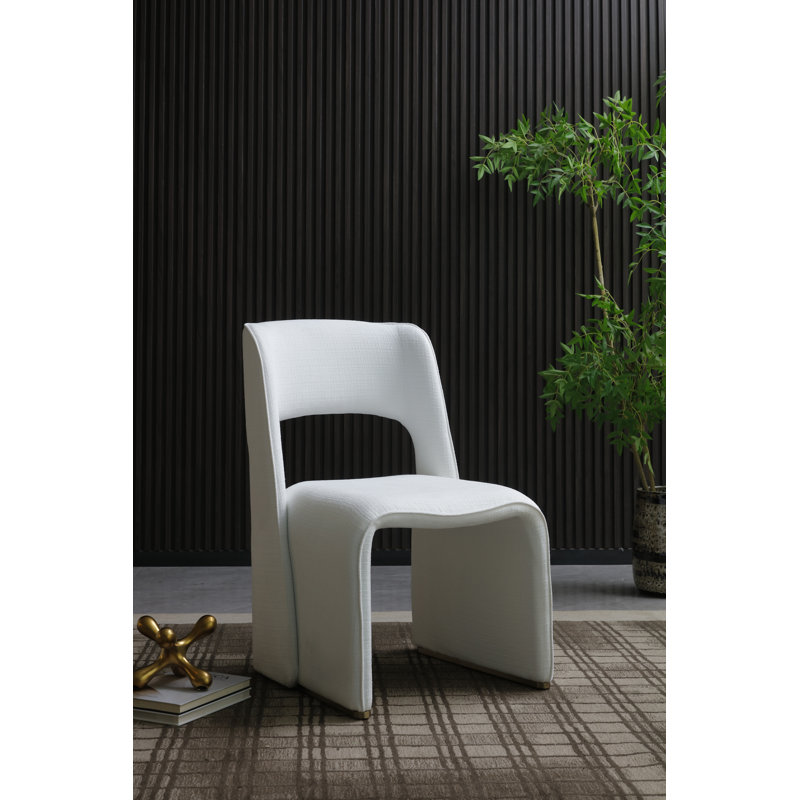 Chaises de salle à manger entièrement rembourrées en flanelle avec dossier droit et pieds décoratifs en métal - aucun assemblage requis