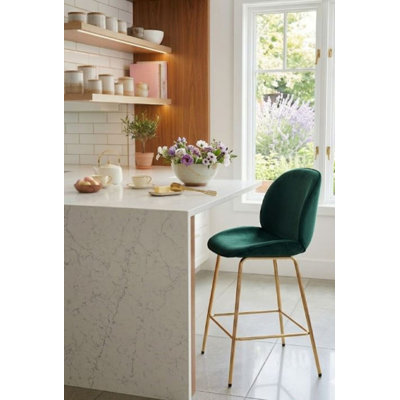 Lady Velvet Stool