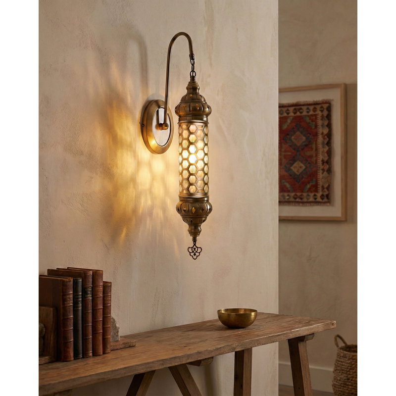 Rodre Armed Sconce