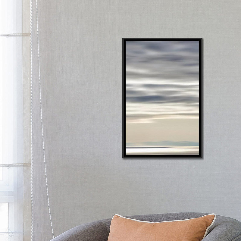 «Cloud Formations V», impression sur toile, H 26 po x l 18 po x P 1,5 po, Toile avec cadre noir, Pas de tapis