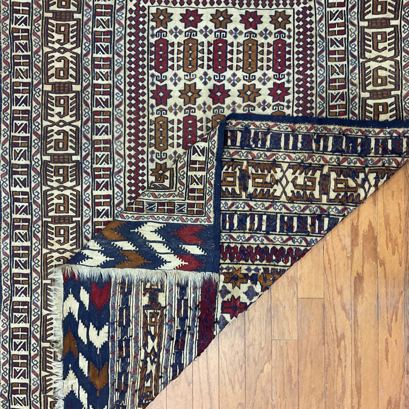  Handmade Soumak Wool Rug