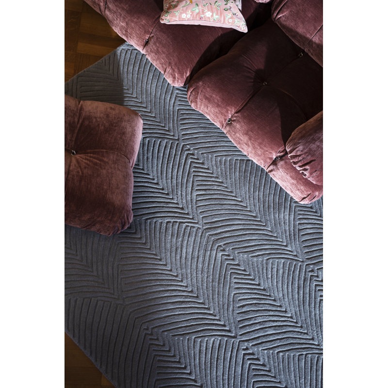 Folia Wool Chevron Area Rug in Gray, Rectangle 3'11" x 5'11"
