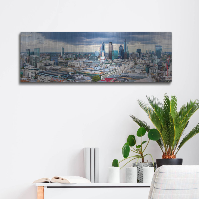 «London Panorama» par Luxe Metal Portfolio, H 12 po x l 36 po