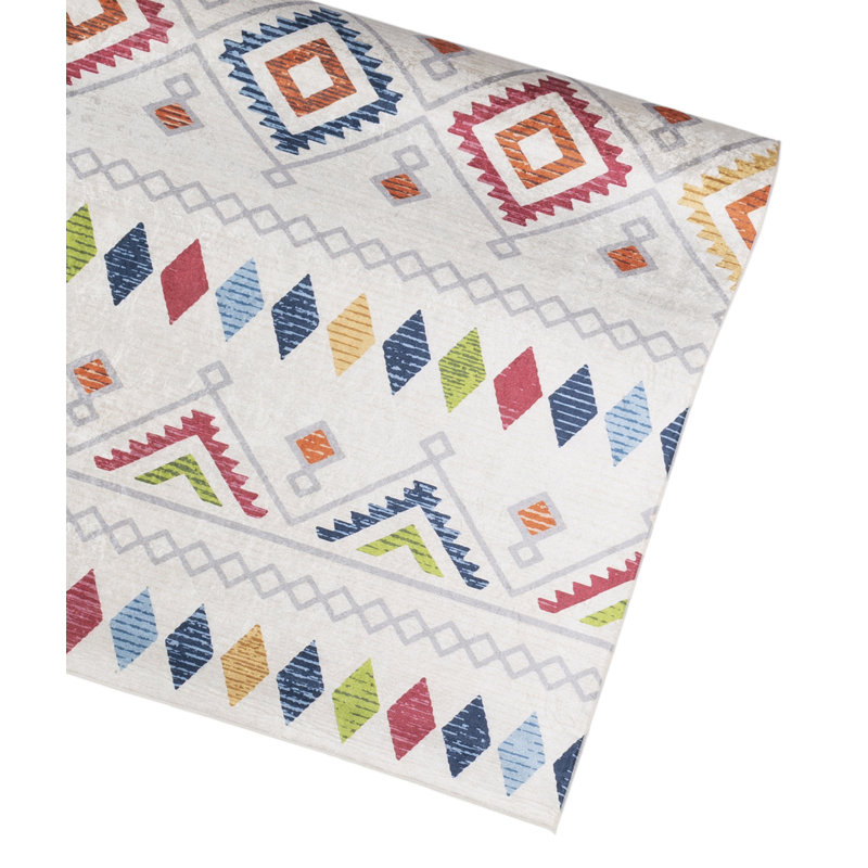 Rockett Argyle Indoor Rug, Rectangle 4' x 5'11"