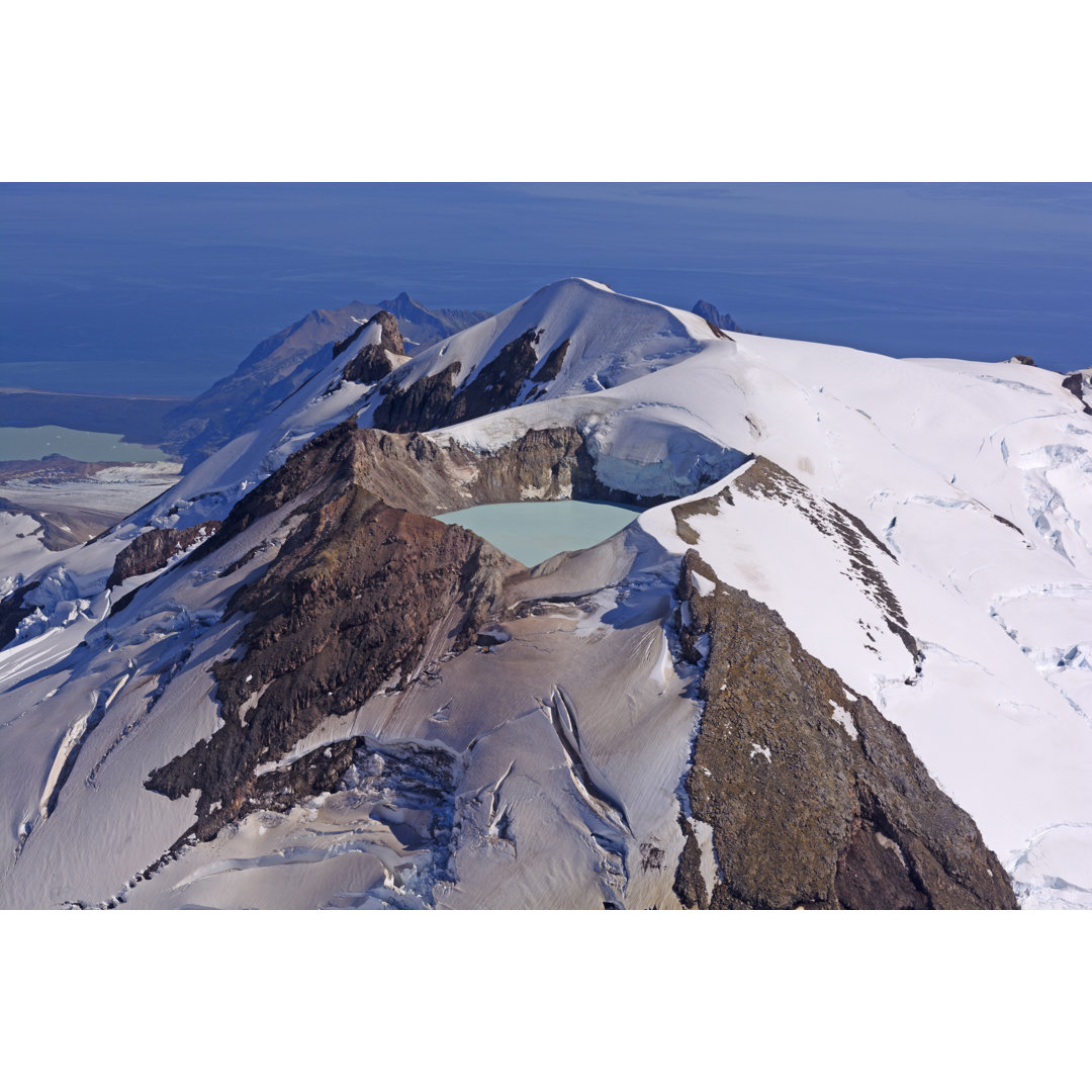 Caldera See von Wildnerdpix - Foto ohne Rahmen auf Leinwand