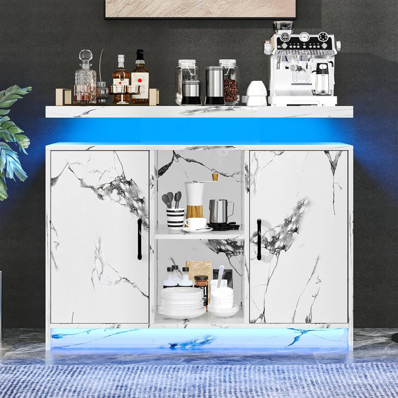 Buffet 40 po Cuzzocrea, Marbre blanc