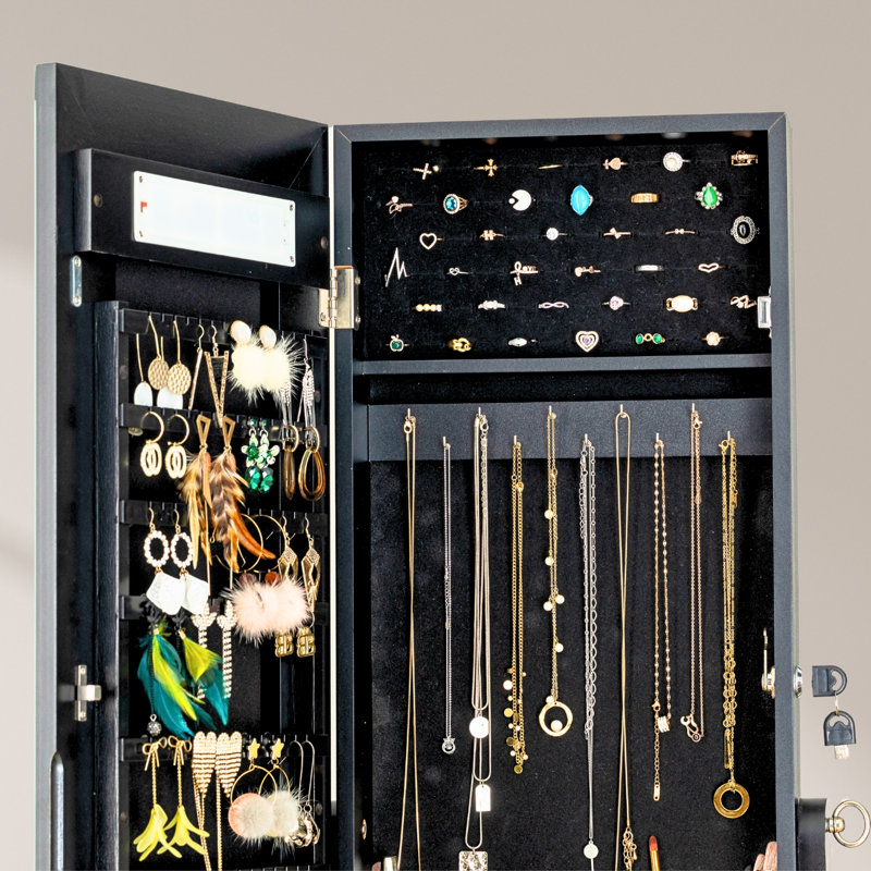 Armoire à bijoux