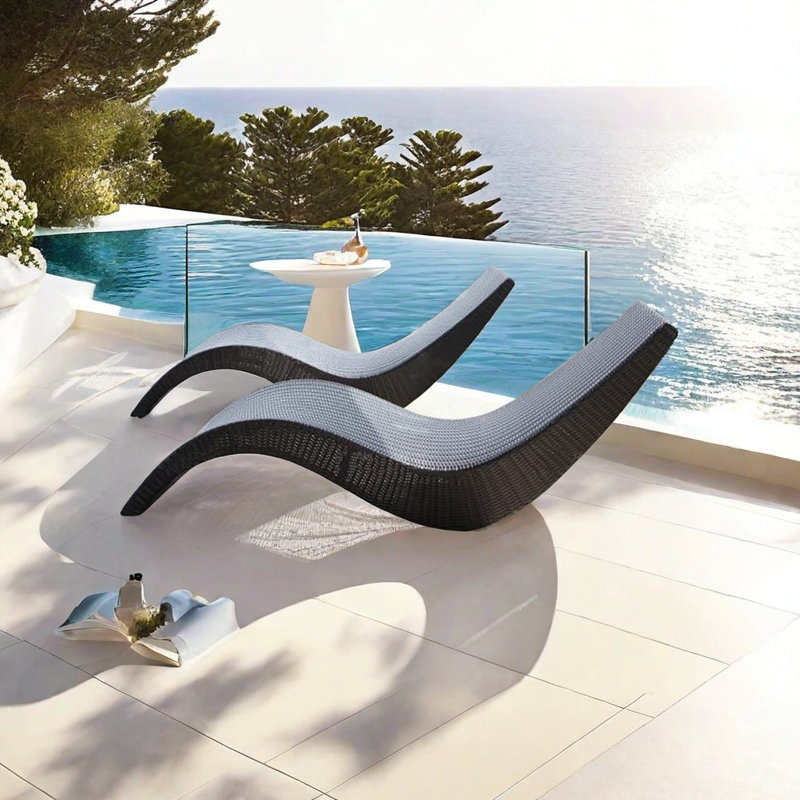 Chaise longue d'extérieur en osier Yaminah