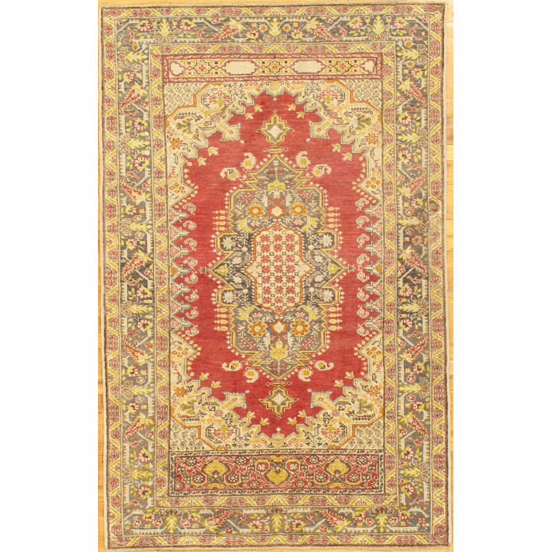 Colella Wool Oriental Indoor Rug