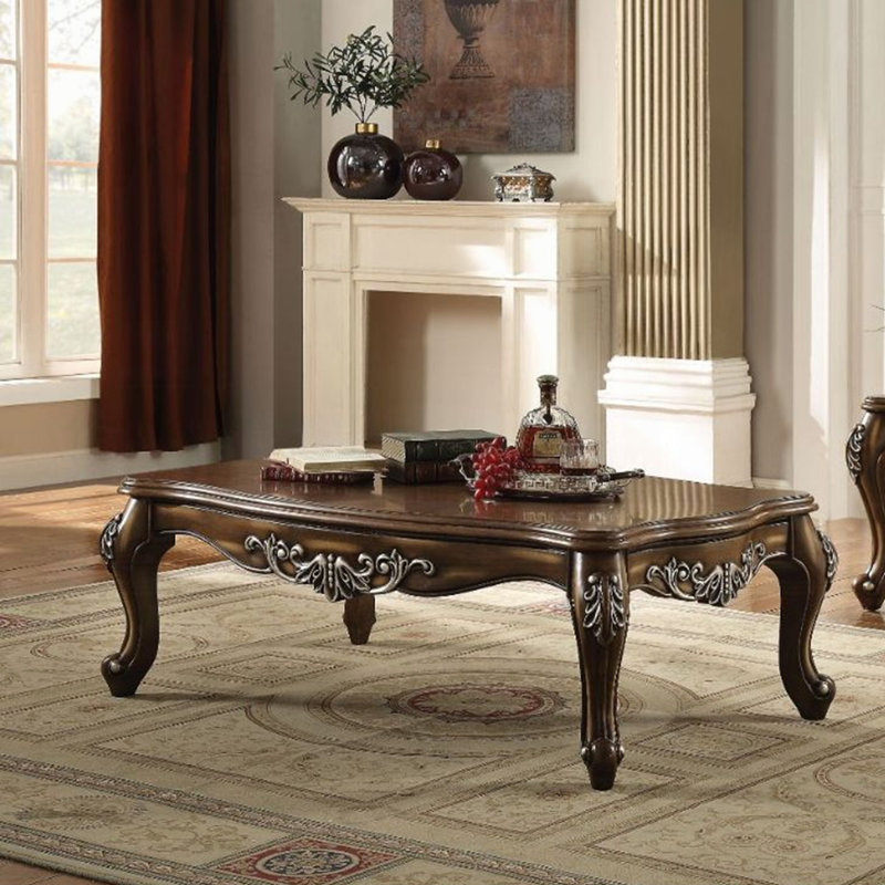 Antique Oak Coffee Table with Queen Anne Legs