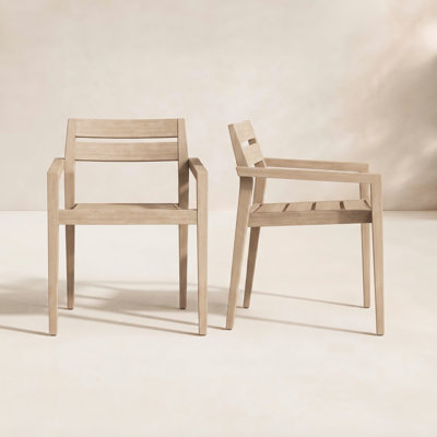 Chaise de salle à manger d'extérieur empilable en eucalyptus Kinsler