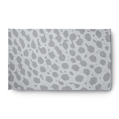 Tapis gris en chenille tissé à la machine