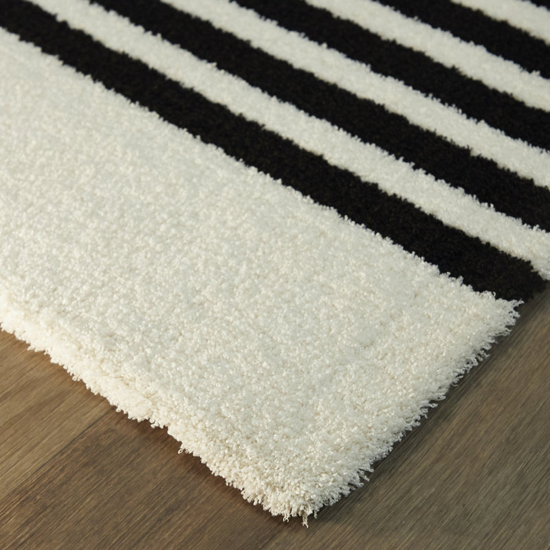 Shaniya Striped Indoor Rug, Runner 2'2" x 7'