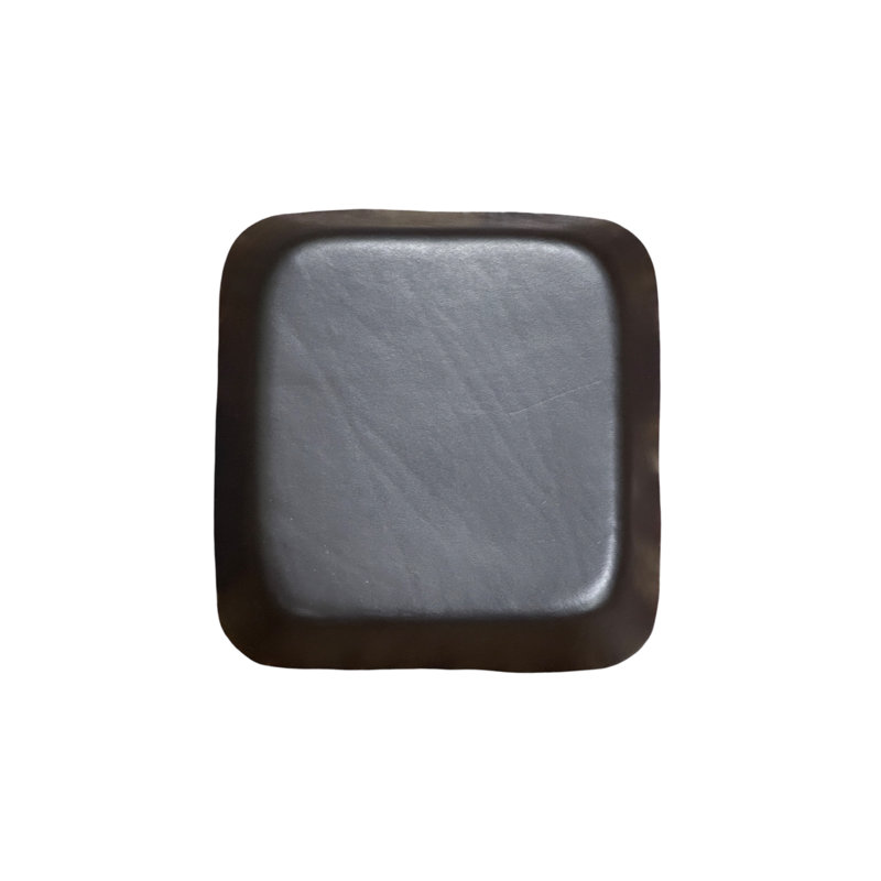 Plateau carré en cuir de vache SOUTH AMERICAN, H 3 po x l 10 po x P 10 po, Beige