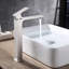 Robinet de salle de bain à un trou