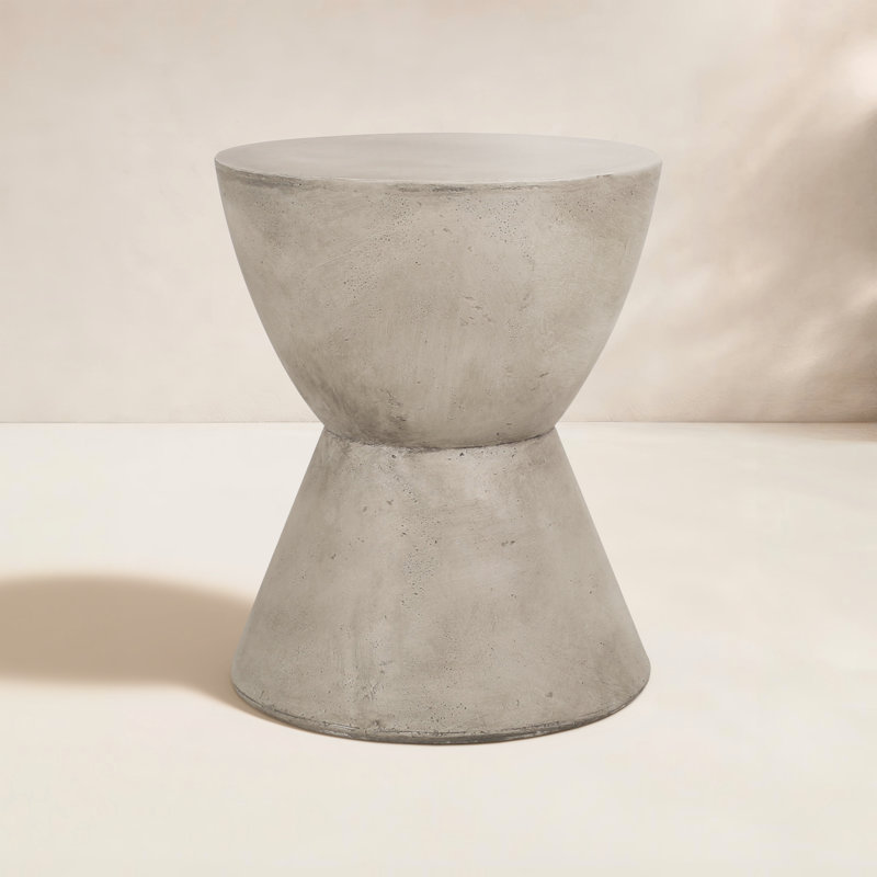 Table d'appoint Tyche Northrup, Light Grey