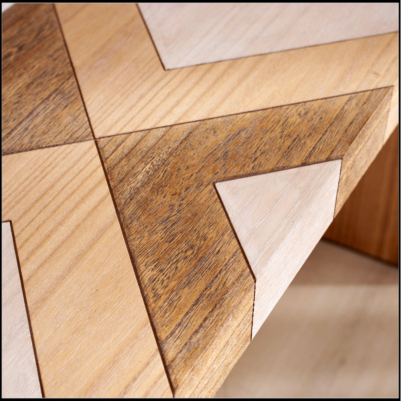 Console moderne à motif à chevrons moderne, table d'entrée de 62 pouces de long, canapé en bois manufacturé pour le couloir et le salon