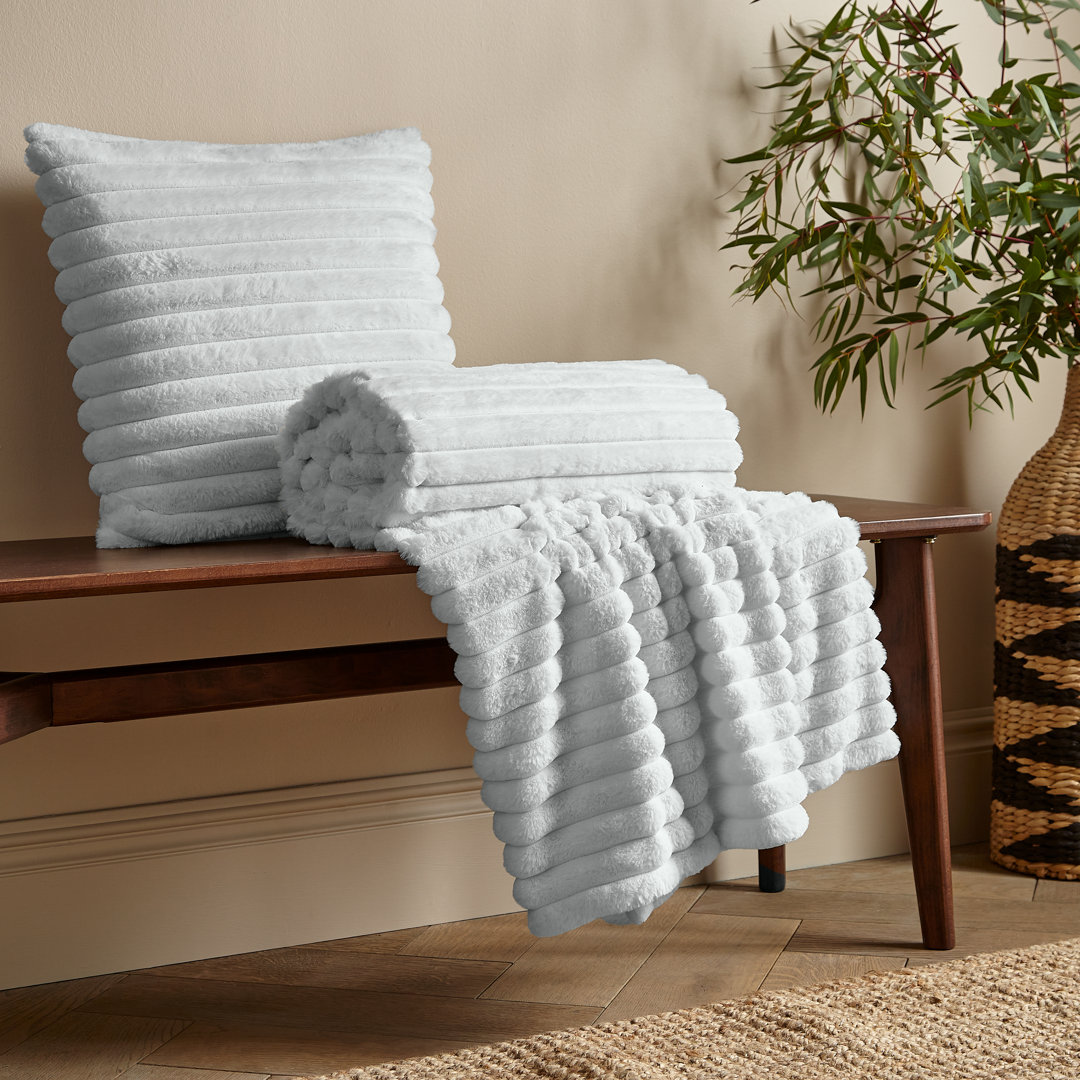 Cosy Ribbed Faux Fur Blanket Throw