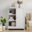 Armoire de salle de bain autoportante polyvalente avec tablettes réglables, compartiments ouverts et panneau de fibres à densité moyenne durable pour un rangement efficace