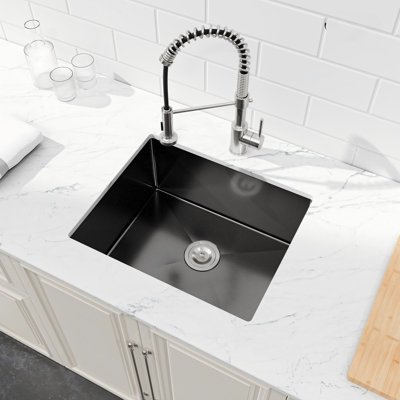 Évier de cuisine encastrable 23 po T304