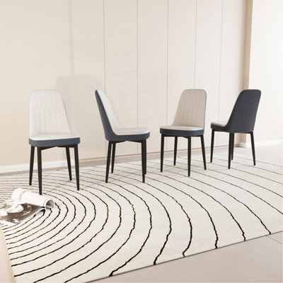 Chaise de salle à manger, chaise de style moderne en cuir de polyuréthane de haute qualité avec coussins moelleux épais, chaise de cuisine à pieds en métal noir, chaise de salle à manger de cuisine