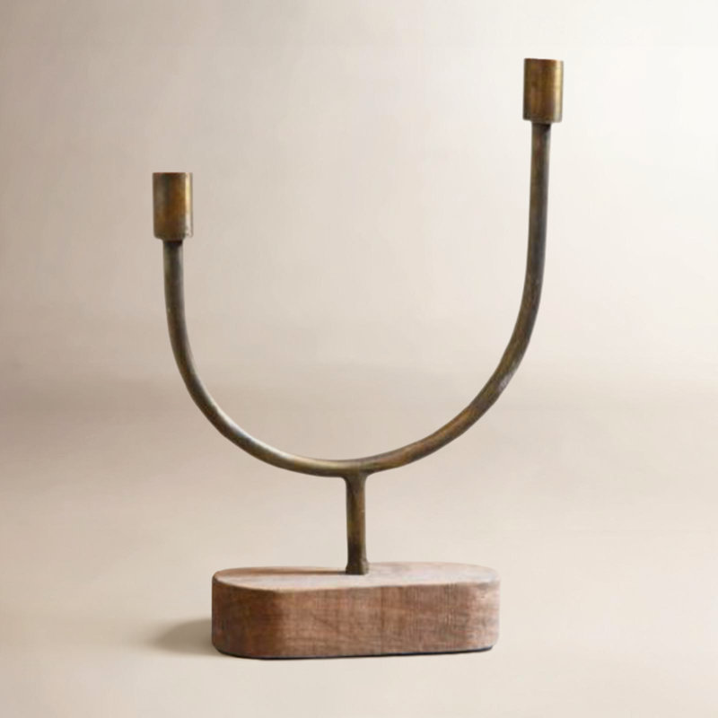 Bougeoir de table en fer 17,75 po Hestia, H 13,75 po x l 10,25 po x P 3 po