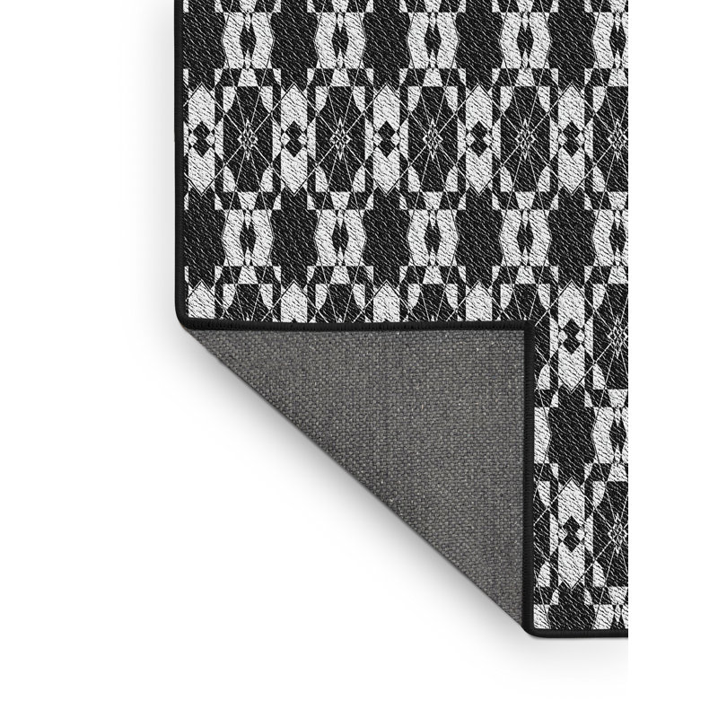 Tapis décoratif géométrique noir Quinonez, Rectangle 8 pi x 12 pi