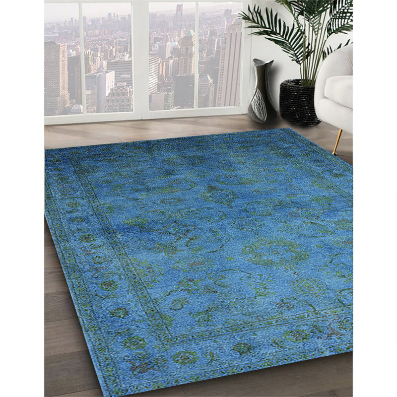 Chval Oriental Indoor Rug, Square 3'
