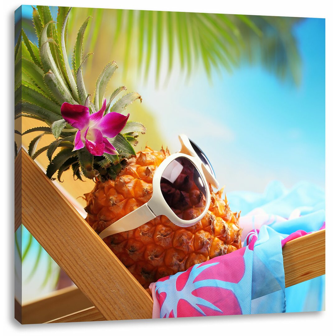 Leinwandbild Ananas macht Urlaub