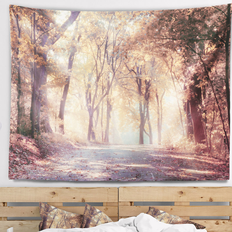 Tapisserie de forêt magnifique à l’automne doré avec accessoires suspendus inclus, H 32 po x l 39 po
