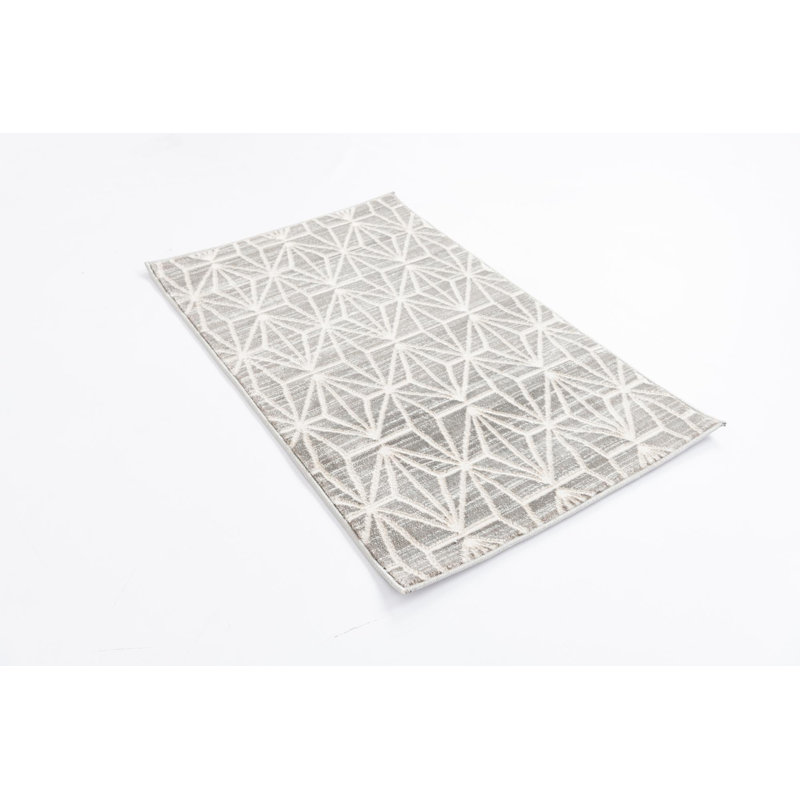 Delinah Geometric Indoor Rug, Rectangle 2' x 3'1"
