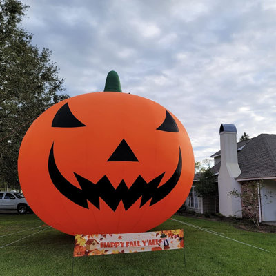 Décoration d'Halloween gonflable de citrouille géante de 26 pi avec ventilateur, grande décoration extérieure de fête pour pelouse de jardin gonflable pour la fête (sans lumières DEL)