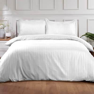 Kronberg Polyester Striped Duvet Cover Set with Pillowcases Included
