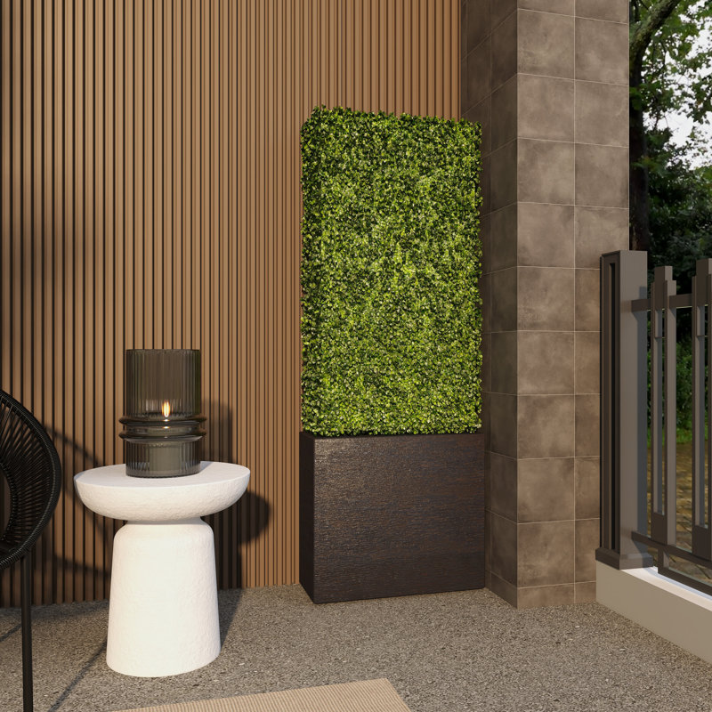 Topiaire en fausse haie de buis avec feuilles réalistes et jardinière en ciment noir, H 59 po x l 22 po x P 9 po, gris